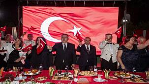 Başkan Soyer 30 Ağustos resepsiyonuna katıldı