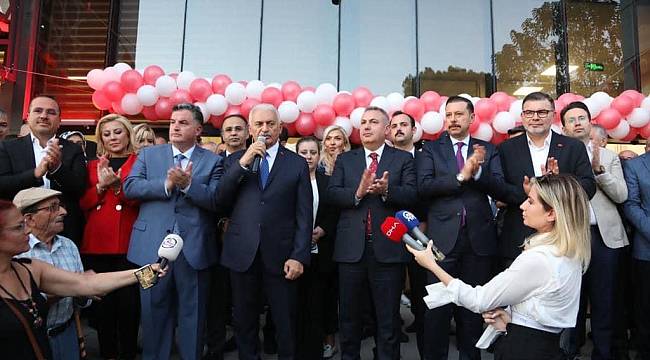 İzmir Kınık'ta 5 yıldızlı Öğretmenevi açıldı 