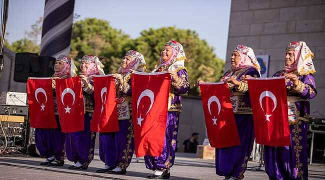 İzmir, Yörük Türkmen Toyu'na ev sahipliği yaptı