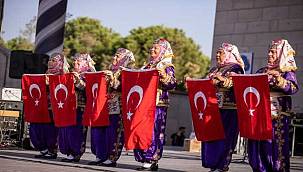 İzmir, Yörük Türkmen Toyu'na ev sahipliği yaptı