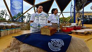 İzmirli markası 1. yaşını İEF'de kutluyor 