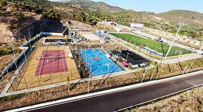 Özdere Gençlik ve Spor Yerleşkesi sporcu gençlerin gözdesi oldu 