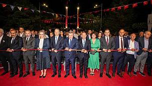 Soyer İEF'den gençlere seslendi: "Hiçbir yere gitmenize razı değiliz" 