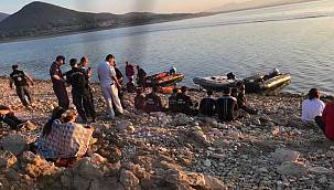 Tahtalı Barajı'nda helikopter kazası! İZSU ve itfaiye ekipleri seferber oldu 