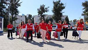 Türk Kızılay İzmir İl Merkezinden Eğitime Destek 