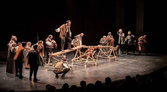 Başkan Soyer'den Şehir Tiyatroları'na ikinci sahne müjdesi 