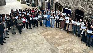 Genç kadınlar geleceğini Meslek Fabrikası'na emanet etti