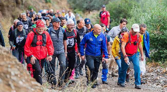 İzmirli dağcılardan Ata'ya anma tırmanışı 