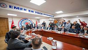 Başkan Soyer,  Belediye İş Sendikası üyeleriyle buluştu