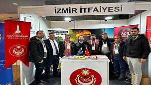 İzmir İtfaiyesi'nden uzman isimler Uluslararası Yangın Güvenliği Sempozyumu'na katıldı