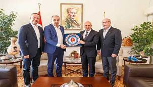 İzmir Veteriner Hekimleri Odası'ndan Soyer'e destek ziyareti