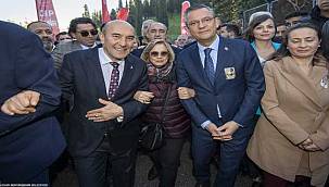 "Soyer'le de Özel'le de gurur duyuyorum"