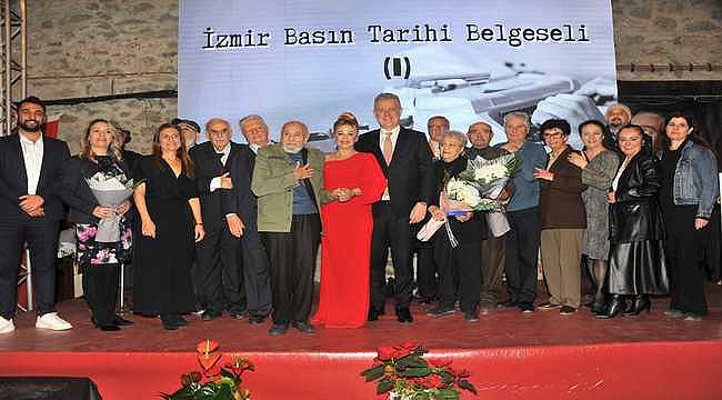 Alkışlar İzmir Basın Tarihi Belgeseli'ne