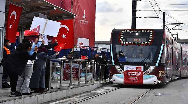 Çiğli Tramvayı hizmete girdi