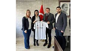 İzmir Beşiktaşlılar Derneği'ne ilk kadın başkan olmak için yola çıktı