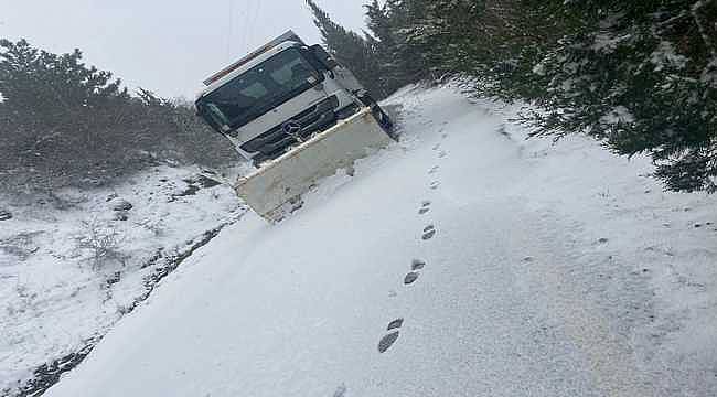 İzmir Büyükşehir Belediyesi ekipleri kar teyakkuzunda