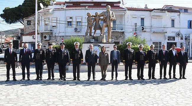 Foça'da Polis Haftası töreni