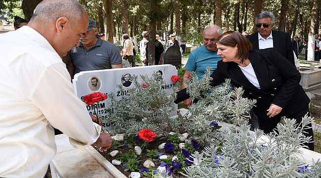 Foça'nın Efsane Başkanı Nihat Dirim Ölümünün İkinci Yılında Anıldı
