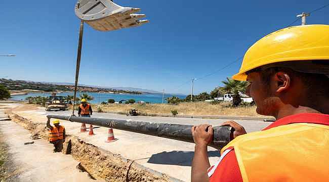 İzmir Büyükşehir Belediyesi Çeşme'nin içme suyu sorununa neşter vuruyor