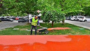 İzmir'in parkları yeniden doğuyor