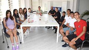 Foçalı teakwondocular İzmir İl Şampiyonası'nda madalya hedefliyor