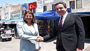 Kosova Başbakanı Foça'yı Ziyaret Etti