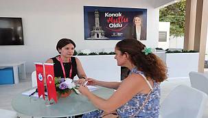 Konak standında istihdam köprüsü: İş arayanlarla işverenler bir araya geliyor