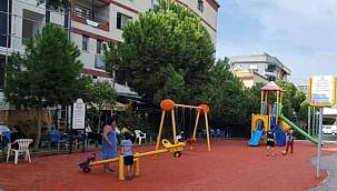 14 ilçede 84 park ve spor alanının zemini yenilendi