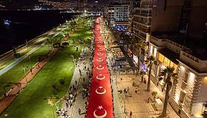 Tüm İzmir Cumhuriyet coşkusuna davetli: 350 metrelik dev Türk bayrağıyla yürünecek