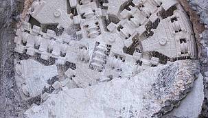 Buca Metrosu'nda TBM taşınıyor: Kapanacak yollara dikkat 