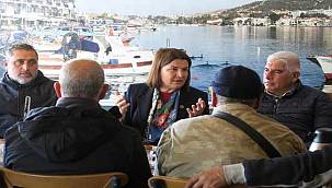 Foça Belediye Başkanı Fıçı, Balıkçılarla Toplantı Yaptı