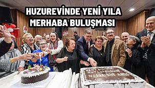 Huzurevinde yeni yıla merhaba buluşması