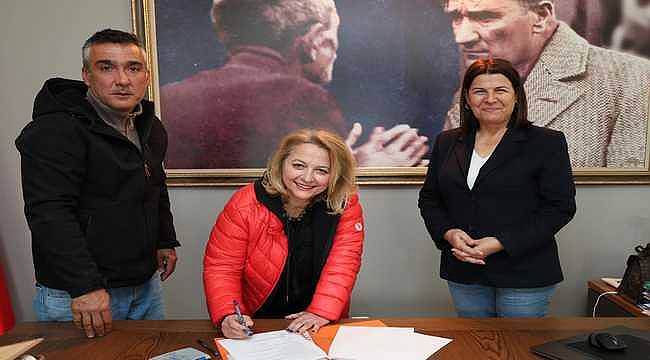 Foça'dan 'İki Kıyı, Tek Rüzgar, Sonsuz Dostluk!' Mesajı
