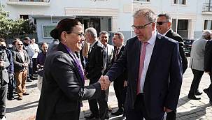 Foça'da Ramazan Bayramı kutlaması: Kaymakam Türköz'den ziyaret turu