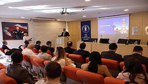 İzmir'in Kent Kimliği EGİAD'da Masaya Yatırıldı