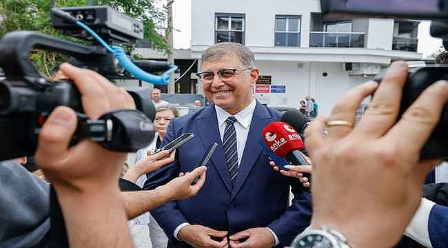 Başkan Tugay'dan Toplu İş Sözleşmesi mesajı: "Birbirimizi kırmadan, İzmir'e de kötülük yapmadan bu süreci çözeceğiz"
