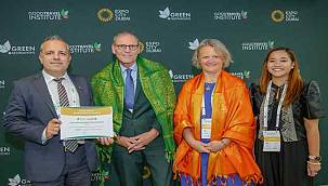 İzmir Büyükşehir Belediyesi'ne "Öncü Kuruluş" ödülü