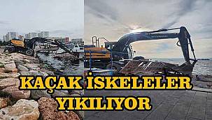 Karşıyaka'daki kaçak iskeleler yıkılıyor!